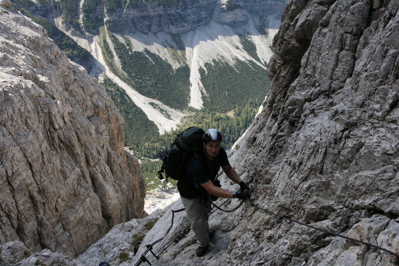 Gesicherte Kletterpassage im Sentiero SOSAT